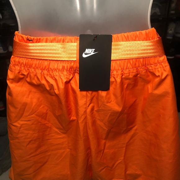 NWT NIKE SPORTSWEAR SWOOSH WOVEN SHORTS (Alpha Orange) - Picture 6 of 8